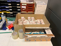 Diverse kantoorartikelen - afbeelding 3 van  7