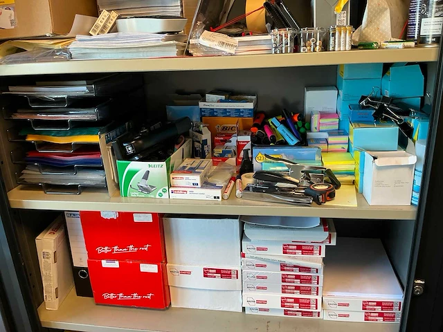 Diverse kantoorartikelen - afbeelding 4 van  11