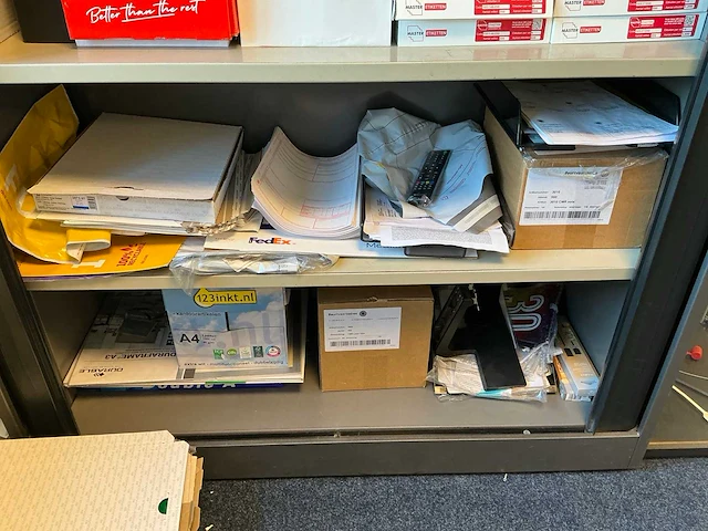 Diverse kantoorartikelen - afbeelding 10 van  11