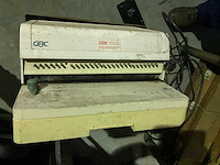 Diverse kantoorartikelen - afbeelding 6 van  7