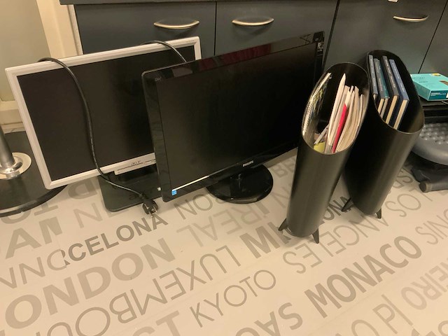 Diverse kantoorgerei - afbeelding 3 van  14