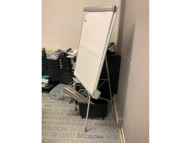 Diverse kantoorgerei - afbeelding 9 van  14