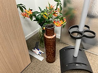 Diverse kantoorinventaris en decoratie - afbeelding 5 van  6