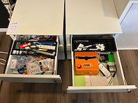 Diverse kantoorinventaris en kantoorartikelen - afbeelding 3 van  7