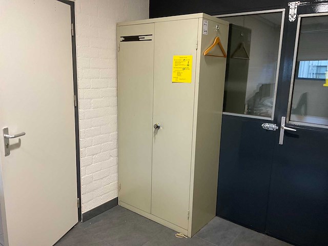 Diverse kantoorinventaris - afbeelding 5 van  14