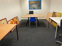 Diverse kantoorinventaris - afbeelding 1 van  12