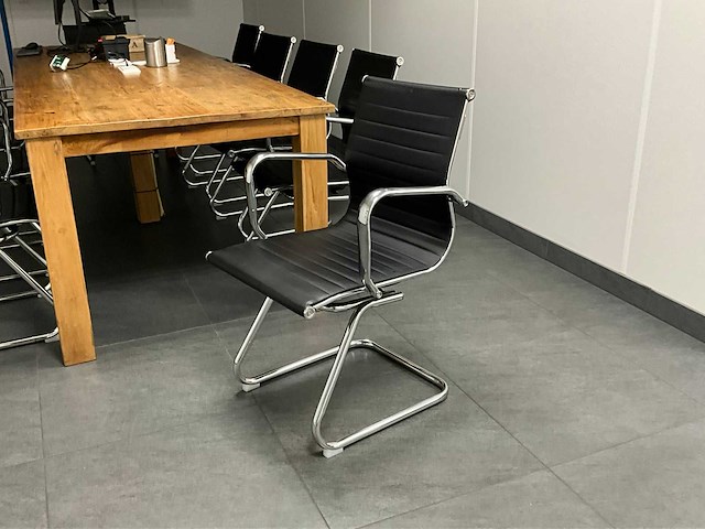 Diverse kantoorinventaris - afbeelding 4 van  8