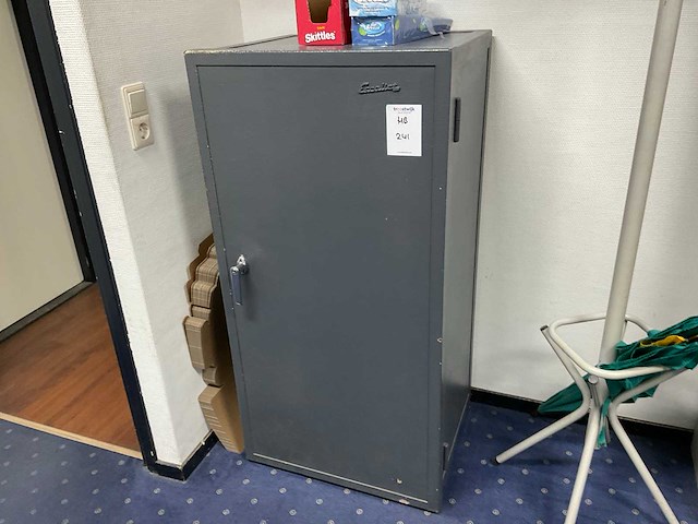 Diverse kantoorinventaris - afbeelding 5 van  14