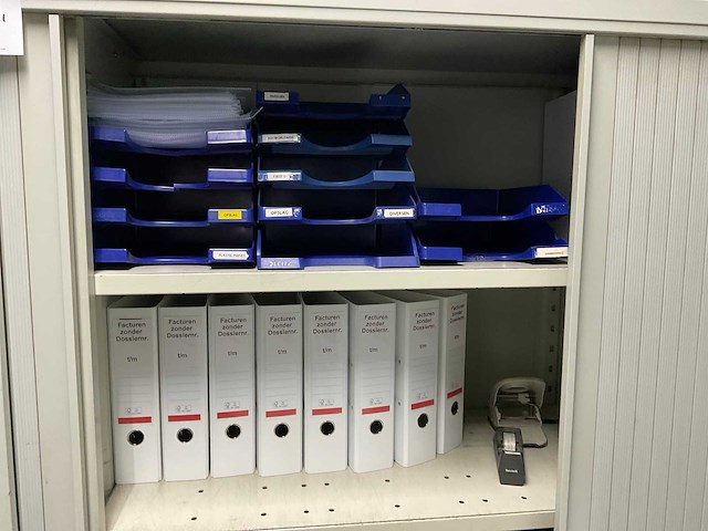 Diverse kantoorinventaris - afbeelding 14 van  14