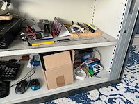 Diverse kantoorinventaris - afbeelding 8 van  8