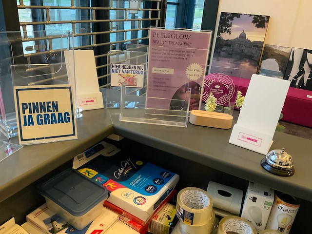 Diverse kantoorinventaris - afbeelding 5 van  13