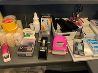 Diverse kantoorinventaris - afbeelding 13 van  13