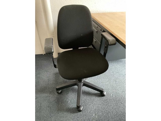 Diverse kantoorinventaris - afbeelding 2 van  7