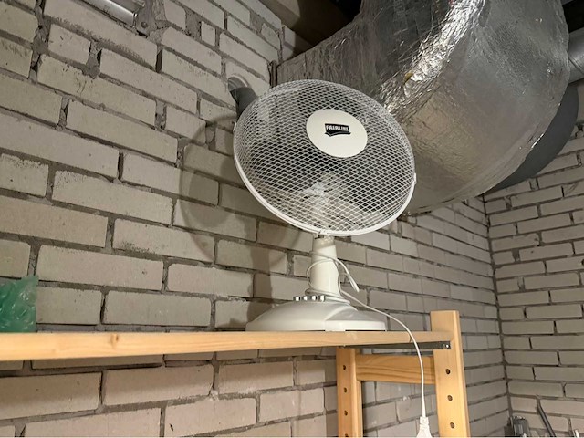 Diverse kantoorinventaris - afbeelding 2 van  15