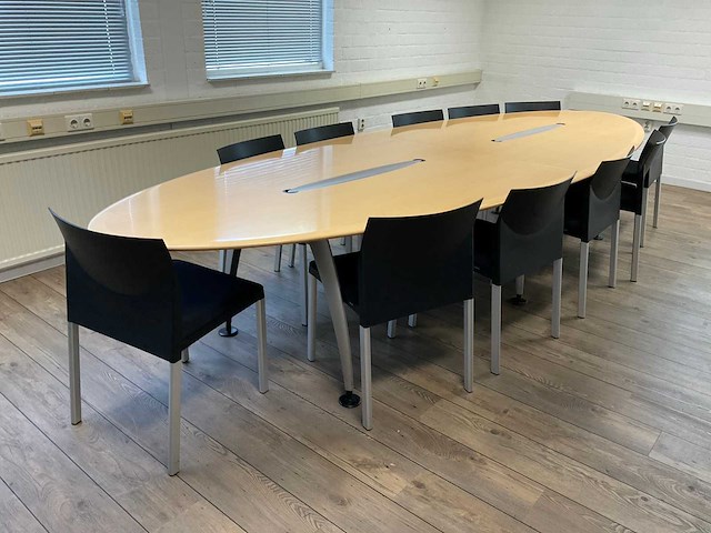 Diverse kantoorinventaris - afbeelding 1 van  13