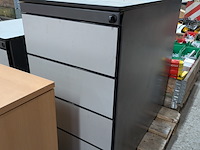 Diverse kantoorinventaris - afbeelding 7 van  29