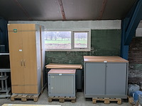 Diverse kantoorinventaris - afbeelding 1 van  29