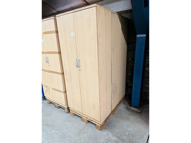 Diverse kantoorinventaris - afbeelding 5 van  12