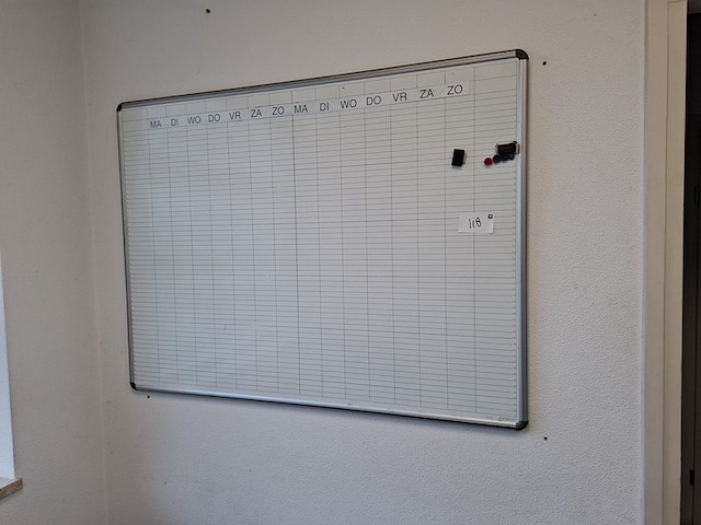 Diverse kantoorinventaris - afbeelding 3 van  13