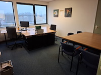 Diverse kantoorinventaris - afbeelding 1 van  8