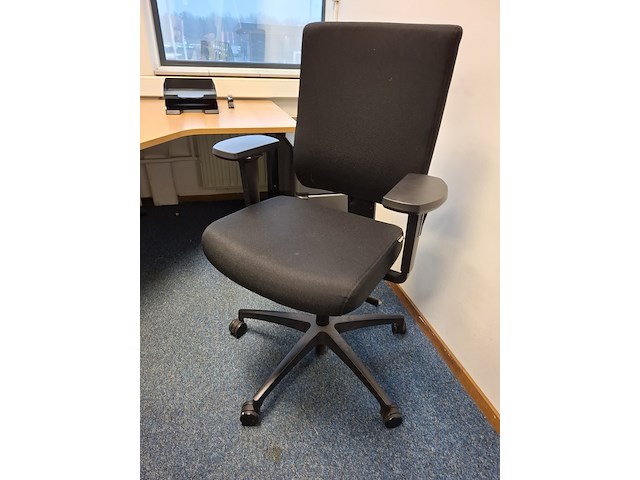 Diverse kantoorinventaris - afbeelding 10 van  11