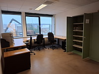 Diverse kantoorinventaris - afbeelding 1 van  8