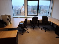 Diverse kantoorinventaris - afbeelding 4 van  8