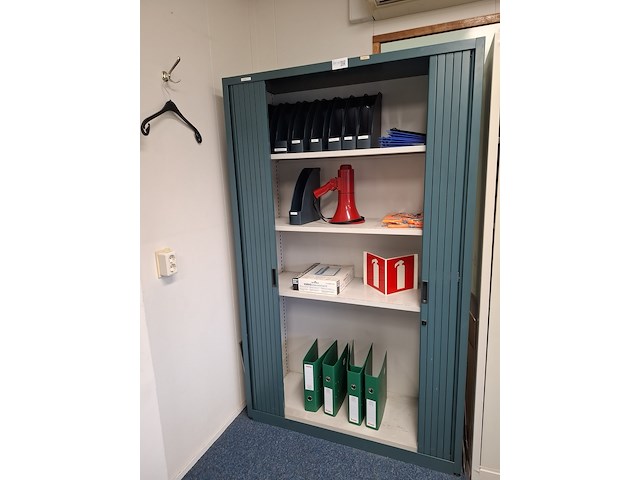 Diverse kantoorinventaris - afbeelding 2 van  9