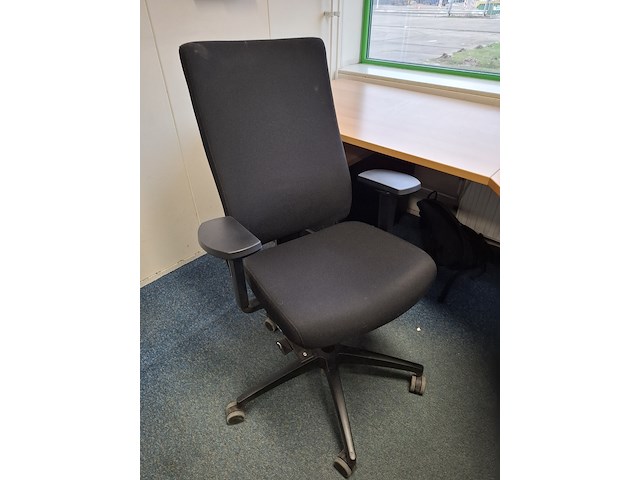 Diverse kantoorinventaris - afbeelding 3 van  9