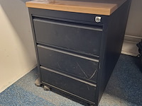 Diverse kantoorinventaris - afbeelding 5 van  9