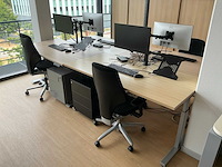 Diverse kantoorinventarissen - afbeelding 1 van  8