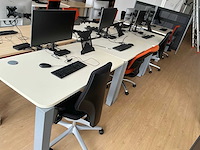 Diverse kantoorinventarissen - afbeelding 4 van  18