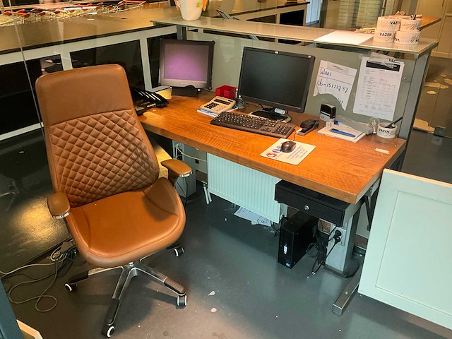 Diverse kantoormeubels - afbeelding 4 van  6