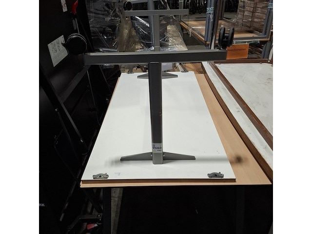 Diverse kantoormeubilair - afbeelding 4 van  10