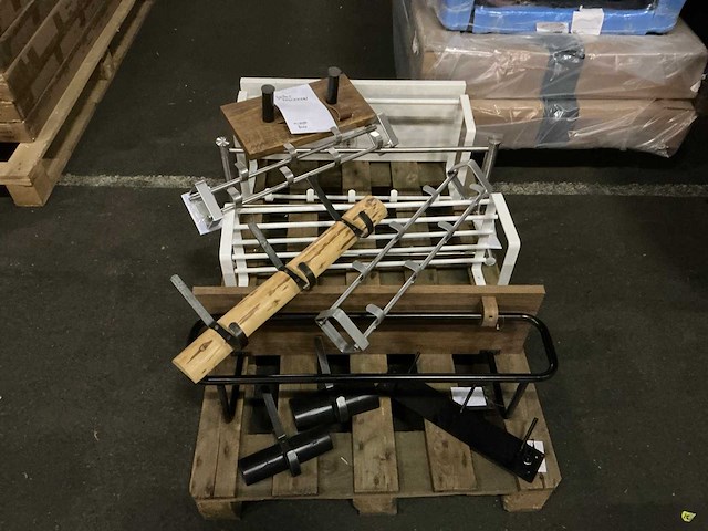 Diverse kapstokken (11x) - afbeelding 1 van  6