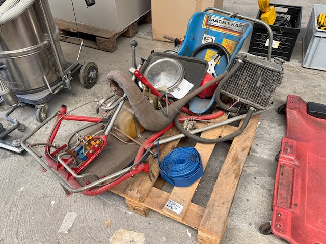 Diverse kartonderdelen mach1 kart - afbeelding 2 van  5