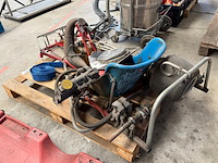 Diverse kartonderdelen mach1 kart - afbeelding 3 van  5