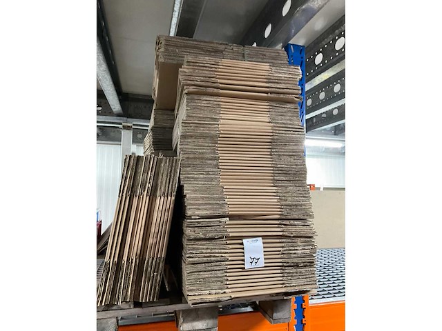 Diverse kartonnen dozen - afbeelding 3 van  3