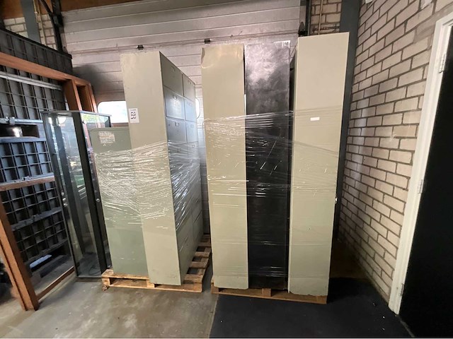 Diverse kasten (5x) - afbeelding 4 van  4