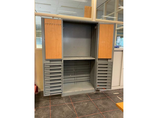 Diverse kasten - afbeelding 5 van  8