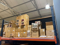 Diverse kerst-artikelen - afbeelding 1 van  26