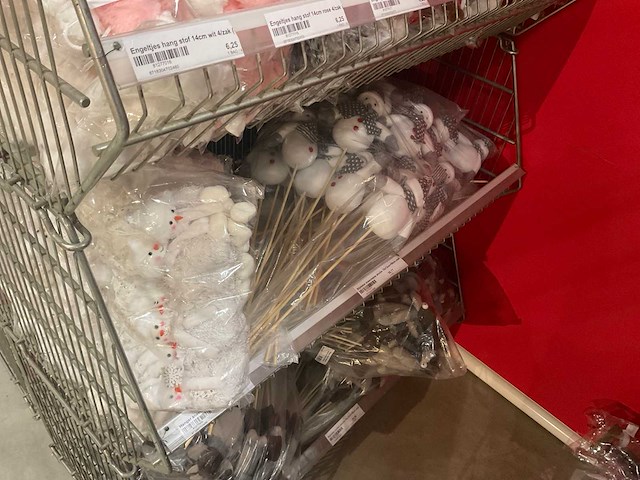 Diverse kerst-artikelen - afbeelding 16 van  26