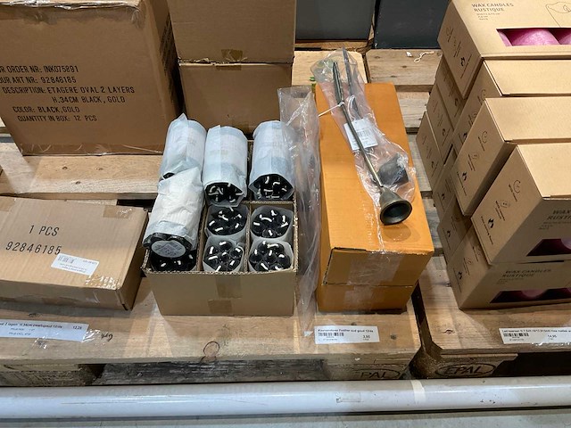 Diverse kerstdecoraties - afbeelding 20 van  21