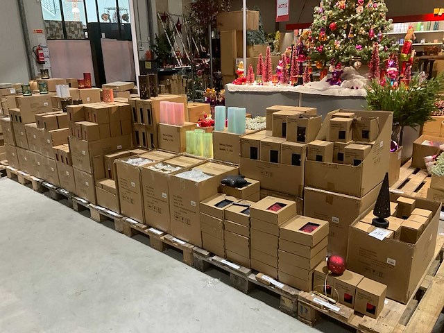 Diverse kerstdecoraties - afbeelding 1 van  12