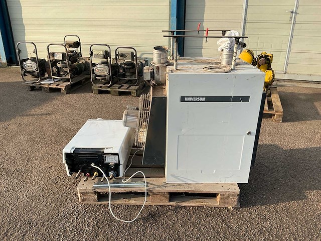 Diverse ketels en afzuiger (4x) waaronder 2021 intergas hre 28/24a - cv-ketel - afbeelding 31 van  35