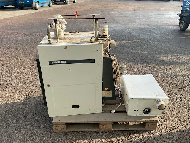 Diverse ketels en afzuiger (4x) waaronder 2021 intergas hre 28/24a - cv-ketel - afbeelding 34 van  35