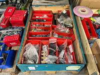 Diverse kettingen en onderdelen - afbeelding 2 van  8