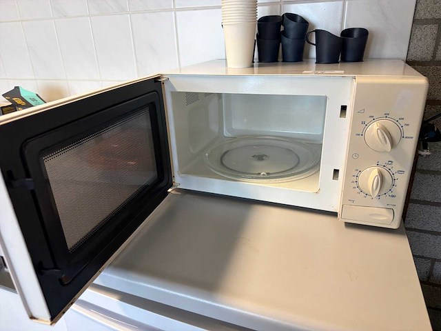 Diverse keuken apparatuur (4x) - afbeelding 2 van  4