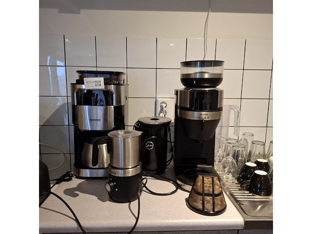 Diverse keuken benodigdheden - afbeelding 1 van  8