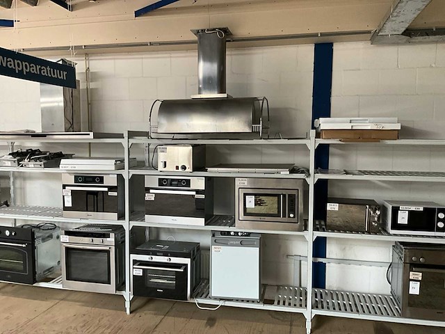 Diverse keuken inbouwapparatuur - afbeelding 1 van  8
